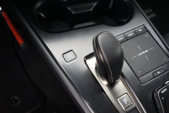 Lexus UX - Afbeelding 21 van 28