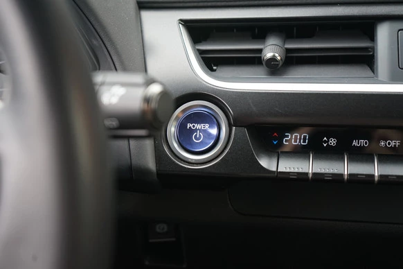 Lexus UX - Afbeelding 27 van 28