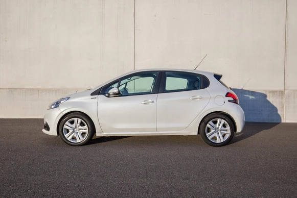 Peugeot 208 - Afbeelding 1 van 18