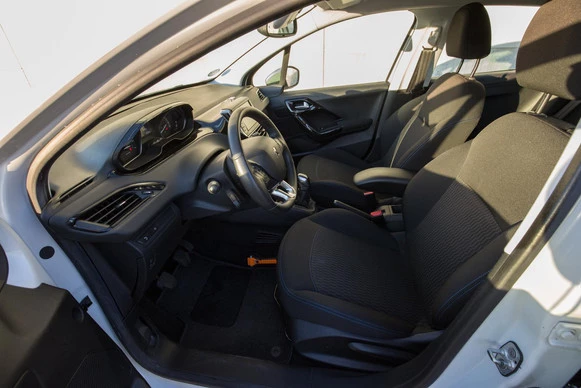 Peugeot 208 - Afbeelding 6 van 18
