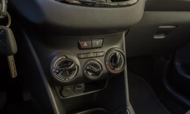 Peugeot 208 - Afbeelding 9 van 18