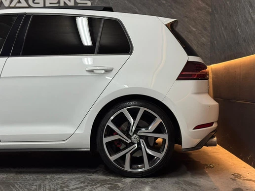 Volkswagen Golf - Afbeelding 13 van 30