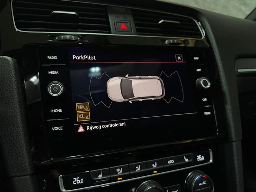 Volkswagen Golf - Afbeelding 23 van 30