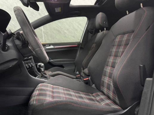 Volkswagen Golf - Afbeelding 30 van 30