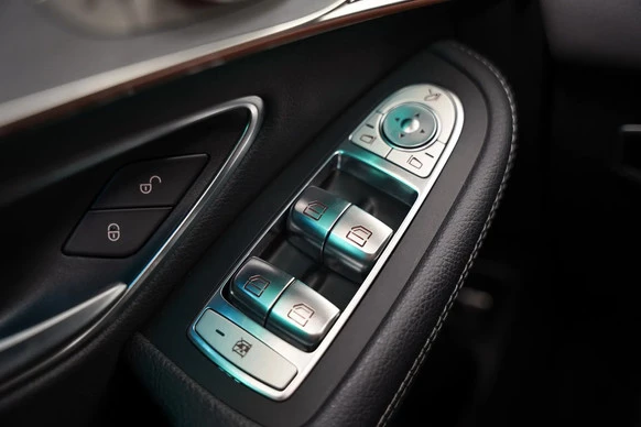 Mercedes-Benz EQC - Afbeelding 27 van 30