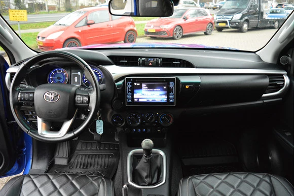 Toyota Hilux - Afbeelding 13 van 25