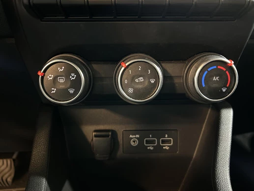 Renault Clio - Afbeelding 17 van 25