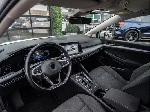 Volkswagen Golf - Afbeelding 12 van 30