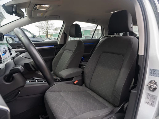 Volkswagen Golf - Afbeelding 13 van 30