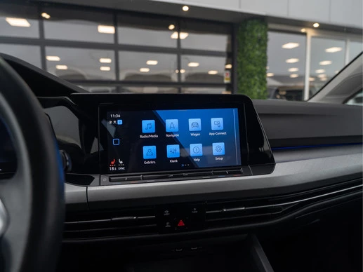 Volkswagen Golf - Afbeelding 22 van 30