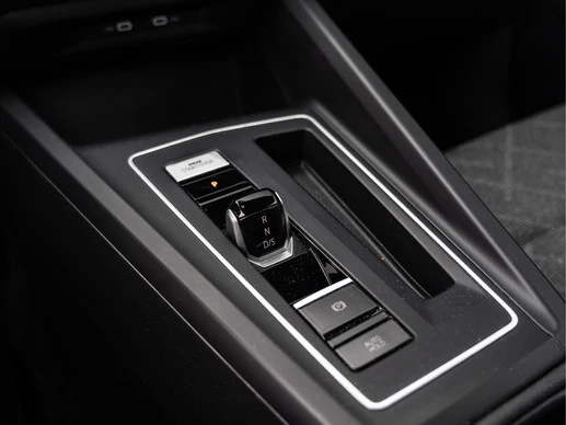 Volkswagen Golf - Afbeelding 24 van 30