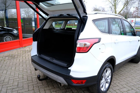 Ford Kuga - Afbeelding 11 van 30
