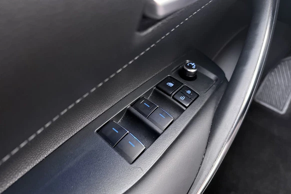 Toyota Corolla Touring Sports - Afbeelding 15 van 30