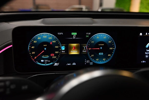 Mercedes-Benz EQC - Afbeelding 18 van 30