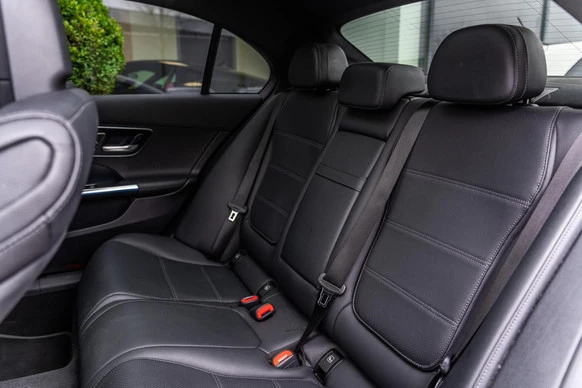 Mercedes-Benz C-Klasse - Afbeelding 13 van 30