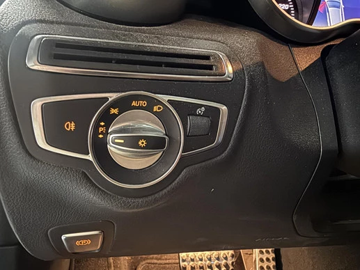 Mercedes-Benz C-Klasse - Afbeelding 13 van 30