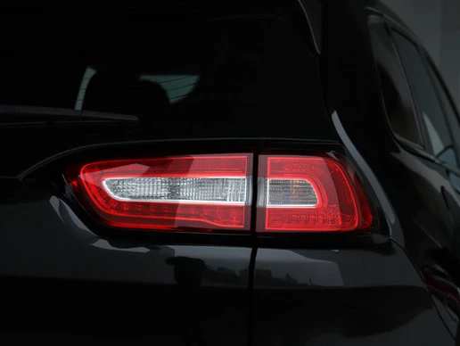 Jeep Cherokee - Afbeelding 18 van 22