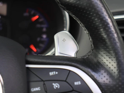 Jeep Grand Cherokee - Afbeelding 27 van 30