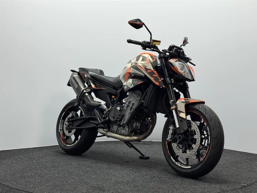 KTM 890 - Afbeelding 3 van 16