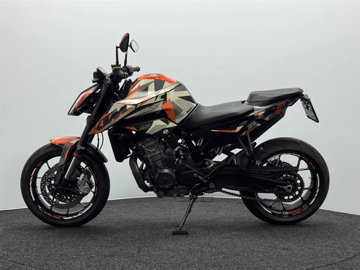 KTM 890 - Afbeelding 9 van 16