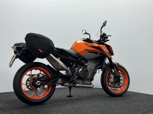 KTM 790 Duke - Afbeelding 16 van 18