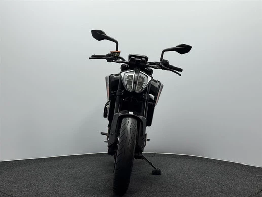 KTM 790 Duke - Afbeelding 5 van 17