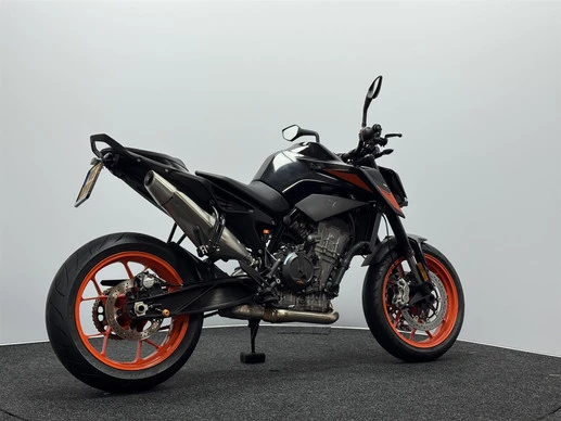 KTM 790 Duke - Afbeelding 16 van 17