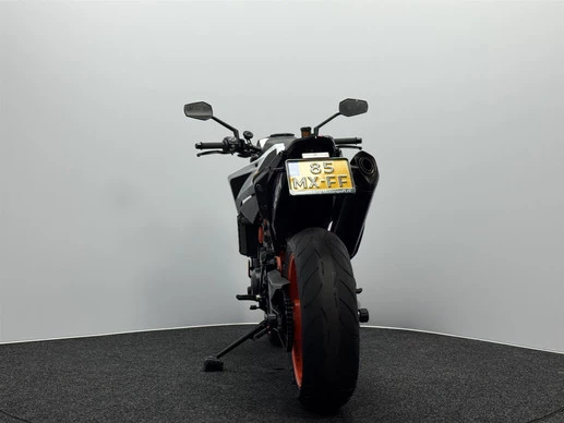 KTM 890 - Afbeelding 13 van 20