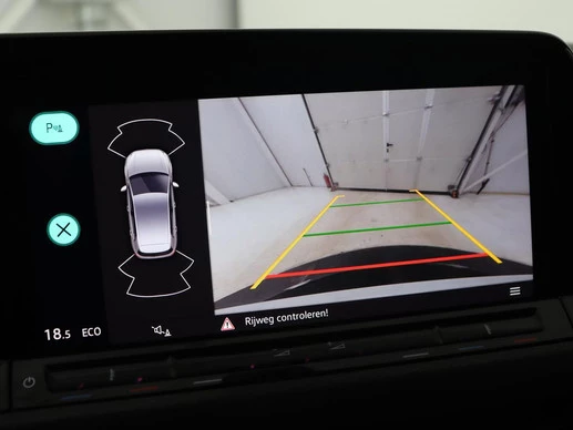 Volkswagen Golf - Afbeelding 14 van 30