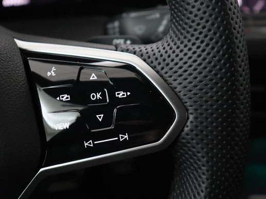 Volkswagen Golf - Afbeelding 16 van 30