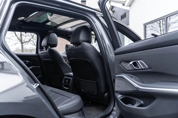 BMW 3 Serie - Afbeelding 21 van 30