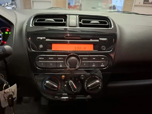 Mitsubishi Space Star - Afbeelding 11 van 18