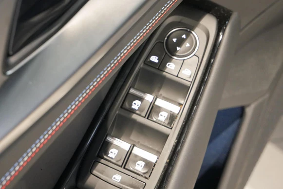 Renault Rafale - Afbeelding 29 van 30