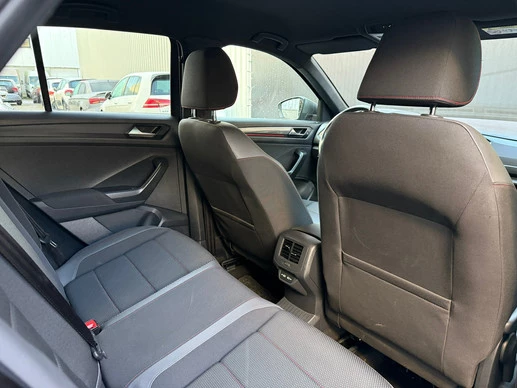 Volkswagen T-Roc - Afbeelding 27 van 30