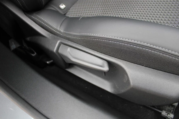 Peugeot 2008 - Afbeelding 10 van 30