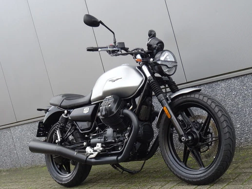 Moto Guzzi V7 - Afbeelding 2 van 15