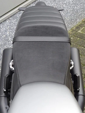 Moto Guzzi V7 - Afbeelding 15 van 15