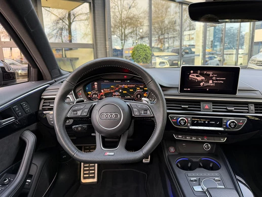 Audi RS4 - Afbeelding 18 van 30