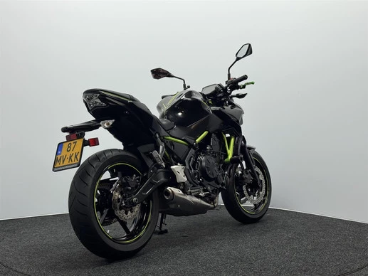 Kawasaki Z650 - Afbeelding 15 van 18