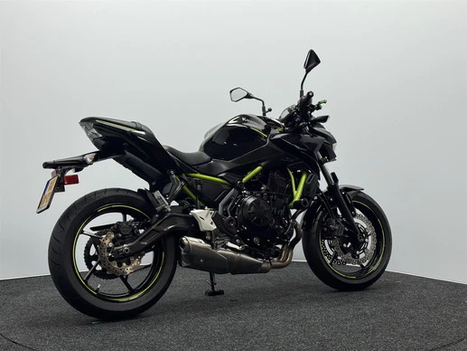 Kawasaki Z650 - Afbeelding 16 van 18