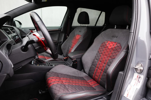 Volkswagen Golf - Afbeelding 10 van 30