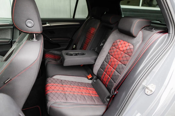 Volkswagen Golf - Afbeelding 14 van 30