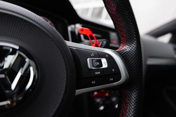 Volkswagen Golf - Afbeelding 18 van 30