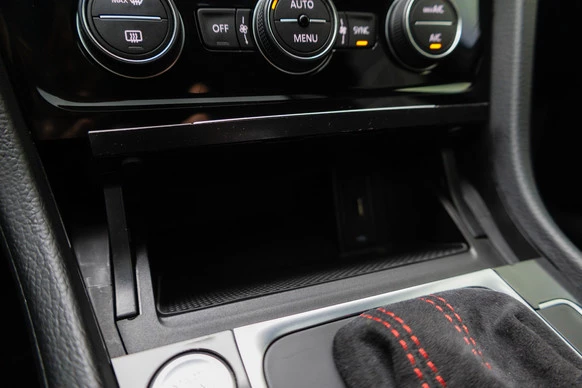 Volkswagen Golf - Afbeelding 28 van 30