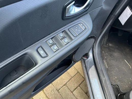 Renault Clio - Afbeelding 11 van 16