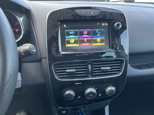 Renault Clio - Afbeelding 13 van 16