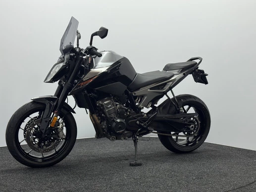 KTM 790 Duke - Afbeelding 8 van 15