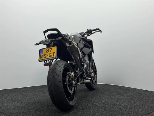KTM 790 Duke - Afbeelding 14 van 16