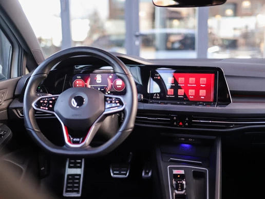 Volkswagen Golf - Afbeelding 21 van 30