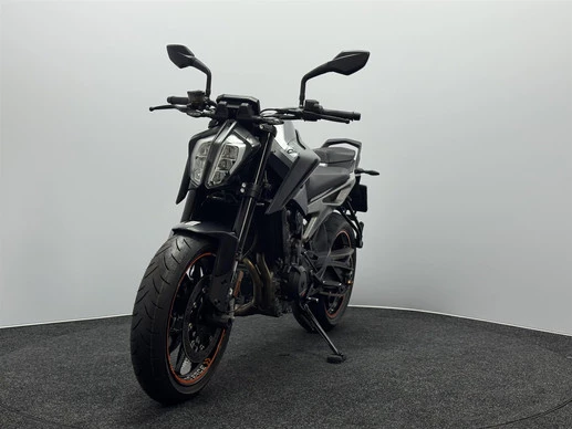 KTM 790 Duke - Afbeelding 6 van 16